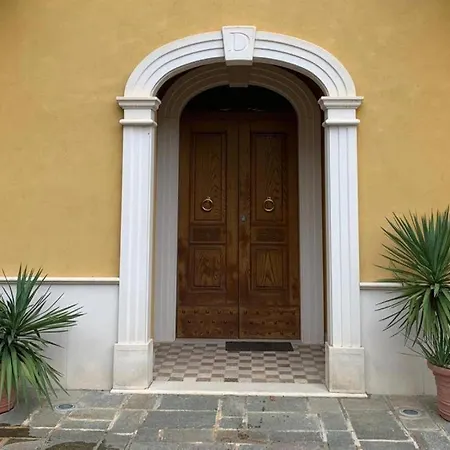 Vittoria House 1 Apartament *