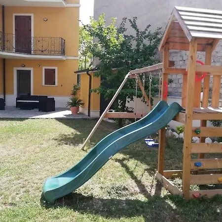 Vittoria House 1 Apartament *